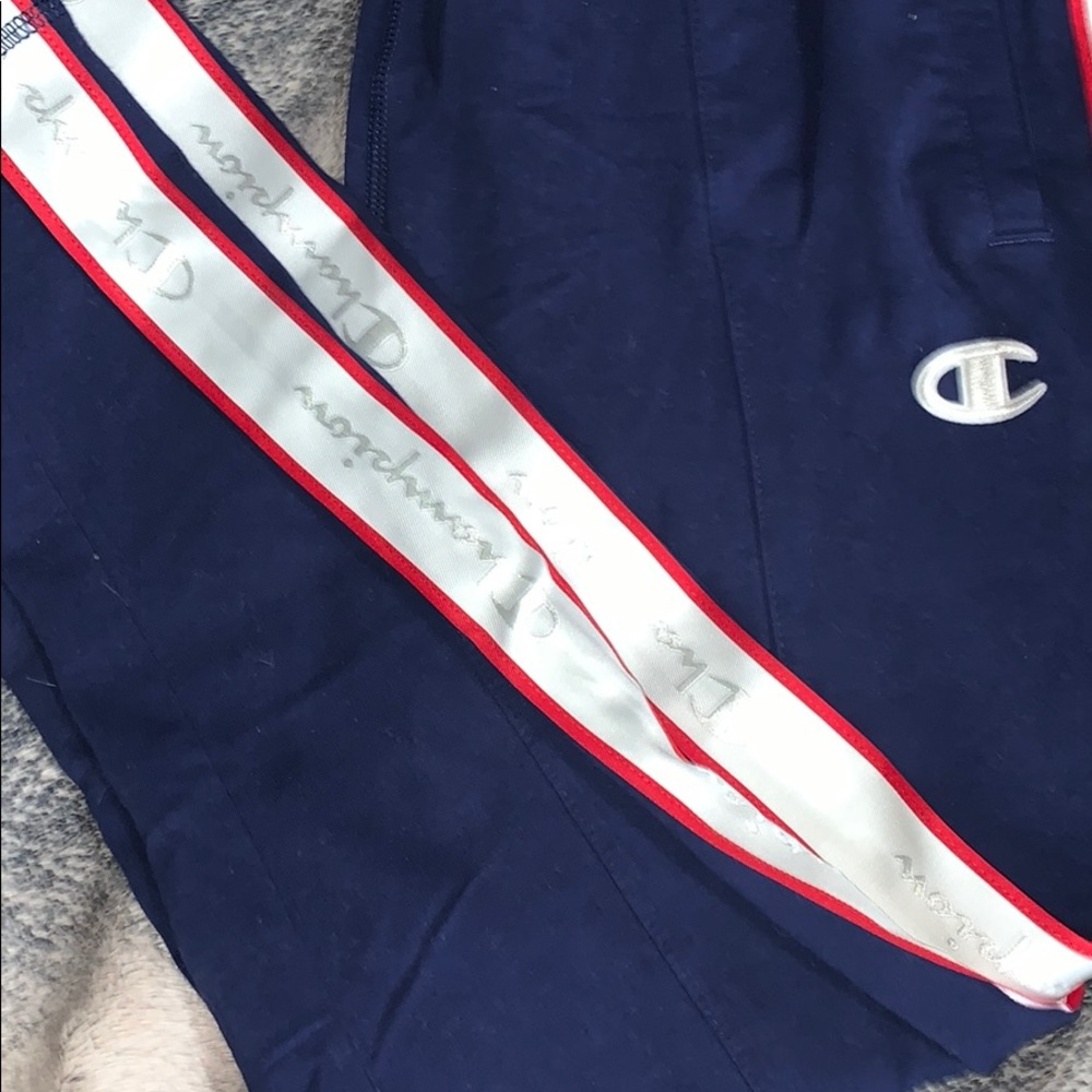 Champion joggers - Picture 2 of 2